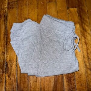 Gray Drawstring Capri Pants - Size XS/S